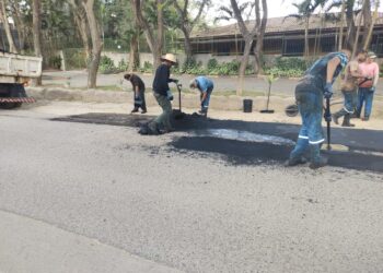 Prefeitura executa Operação Tapa-buracos em diversos pontos da cidade