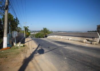Em andamento a duplicação do viaduto na estrada de Caucaia. Conclusão está prevista para o 2º semestre