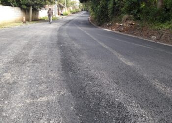 Maior programa de pavimentação de Cotia chega à avenida das Cruzadas