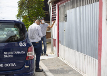 Saúde entrega mais uma cadeira de rodas adaptada