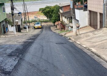 Asfalto Novo: Prefeitura de Cotia inicia a revitalização das ruas do Jardim Petrópolis