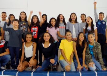 Novas turmas do curso “Iniciação Teatral” encerram aulas com apresentação online