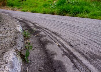 Estr. Manoel Lages do Chão no Jd. Caiapiá recebe o programa Asfalto Novo