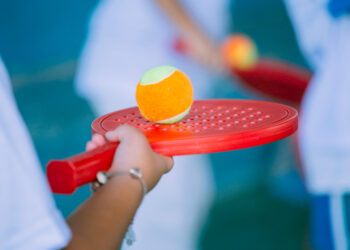 Alunos da E.M Teresa Maia no Parque São George participaram de Festival de Tênis