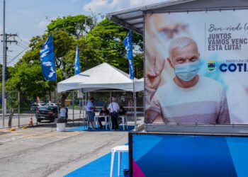 População aprova agendamento de vacinação. Idosos 69+ começam a ser atendidos na sexta