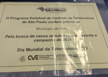 Cotia recebe prêmio por ações de combate à tuberculose em 2021