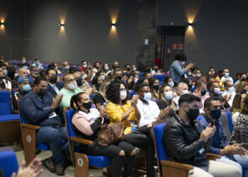 Palestra de Geraldo Rufino marcou a estreia do “Avança Cotia”