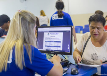 Prefeitura iniciou a entrega de material e uniforme escolar