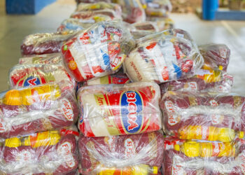 Quinta-feira (14/05) escolas municipais de Cotia fazem a entrega do kit merenda do mês de maio