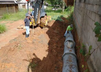 Prefeitura realiza desobstrução limpeza manutenção e ampliação de galerias de água