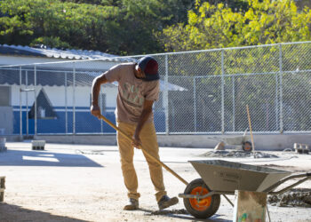 “Se as coisas já eram bem feitas agora terão excelência” diz diretora sobre reforma de escola