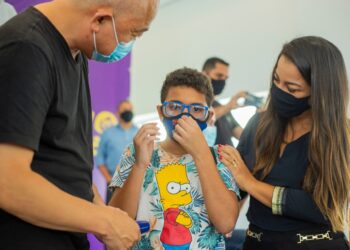 Cotia que Cuida: Prefeitura chega a marca de mais de 600 óculos de grau entregues do projeto do Novo Olhar