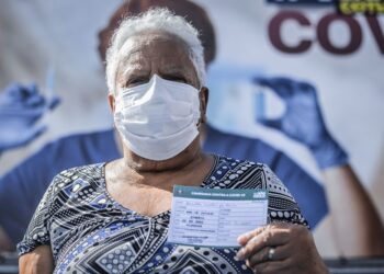 Dia 9/03 tem vacinação contra Covid-19 para idosos com idade a partir de 77 anos