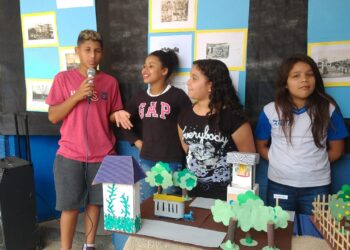 Alunos da EM José da Costa Chaves ‘viajam’ no mundo de Monteiro Lobato