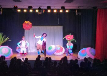 Dia 7/06 tem teatro com “A viagem de uma estrela” para centenas de alunos de Cotia