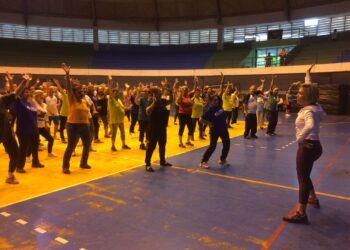 Aula especial de esportes marca a abertura da Semana do Idoso   