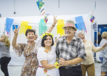 Arraiá da Terceira Idade foi pura animação   