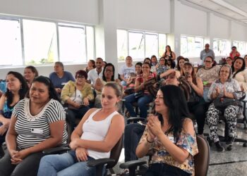 Com foco na humanização Prefeitura promove treinamento de funcionários   