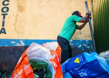 Cotia estuda ampliação de Ecopontos