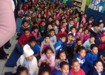 Alunos de Cotia participam de projeto de educação para o trânsito