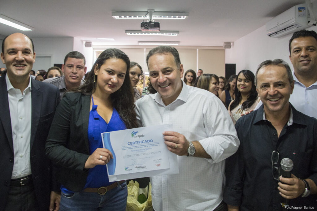 Entrega diplomas Via Rápida_Vagner Santos (4)