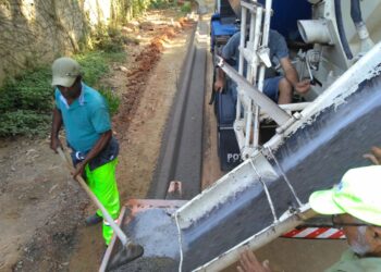 Prefeitura executa obras de infraestrutura na região da Granja Viana   