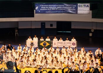 Cotia sediou o maior evento de graduação karateca da história