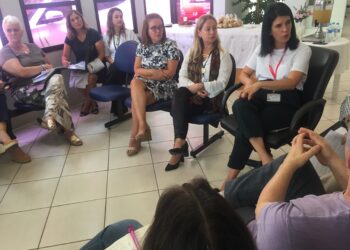 Gestores da saúde de Cotia participam de capacitação sobre autismo