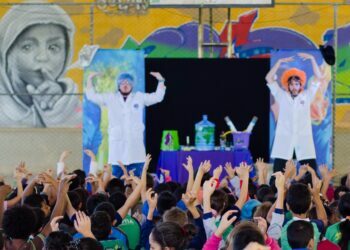 Peça ensina alunos como viver de forma mais sustentável