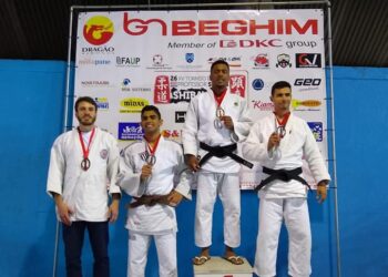 Judocas de Cotia conquistam três medalhas de ouro e uma de bronze   