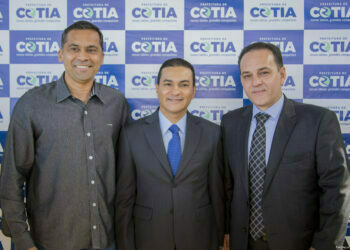 Ministro da Indústria Comércio Exterior e Serviços participa de evento em Cotia