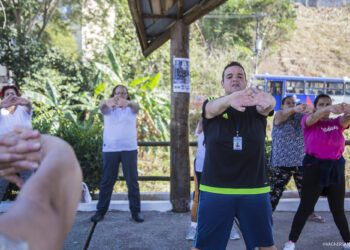 Integrantes do ‘Emagrecer Certo’ participam de primeira atividade física   