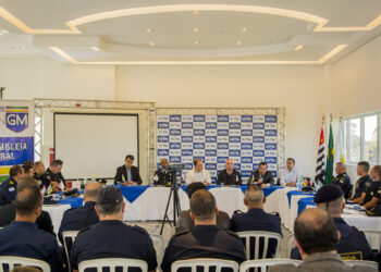 Autoridades em segurança se reúnem em Cotia