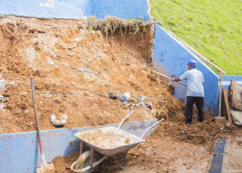 Prefeitura inicia construção de muro de contenção no CE Bairro São Miguel
