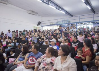 Alunas do Centro Cultural participam do 1º Espetáculo de Balé   
