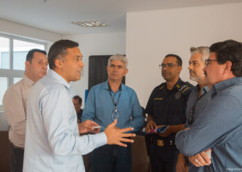 Autoridades em segurança pública de duas cidades fazem intercâmbio em Cotia