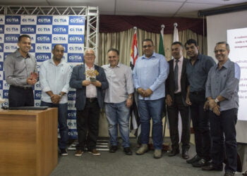 Prefeitura de Cotia discute urbanização com grandes especialistas no assunto   