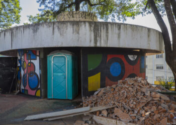 Banheiro da Praça Joaquim Nunes passa por reforma