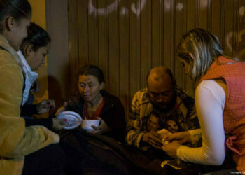 Fundo Social distribui sopa e cobertores a moradores de rua