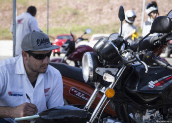 Cotia encerra ‘Maio Amarelo’ com moto check-up gratuito   