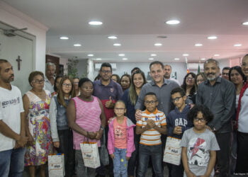 Projeto Novo Olhar chega à 2ª edição beneficiando moradores de Cotia   