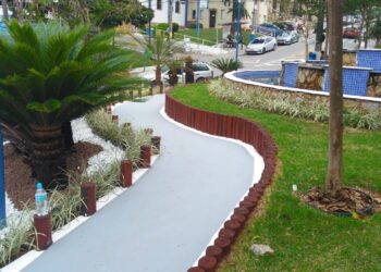 Praça Niso Viana ganha novo paisagismo e fica ainda mais bonita