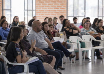 Educação de Cotia abre discussão sobre ‘dificuldade de aprendizagem’   