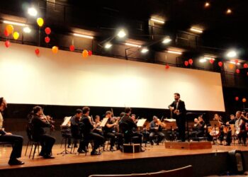 Passeio cultural: alunos de Cotia acompanham apresentação da Orquestra Sinfônica da USP