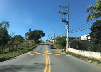 Settrans melhora a sinalização na Estrada dos Grilos   