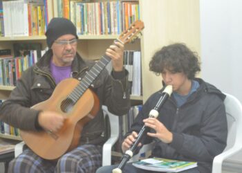 Biblioteca Municipal Cecília Meireles foi palco de sarau   