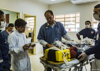 Profissionais da saúde participaram de simulação de acidente organizada pelo SAMU de Cotia