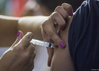 Na quarta (17) tem vacinação contra a febre amarela na Feira Noturna de Cotia