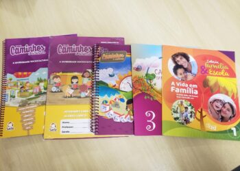 Com fim do recesso antecipado alunos da rede municipal vão estudar de casa durante a pandemia