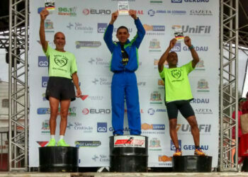 Cotia conquista três ouros no atletismo   